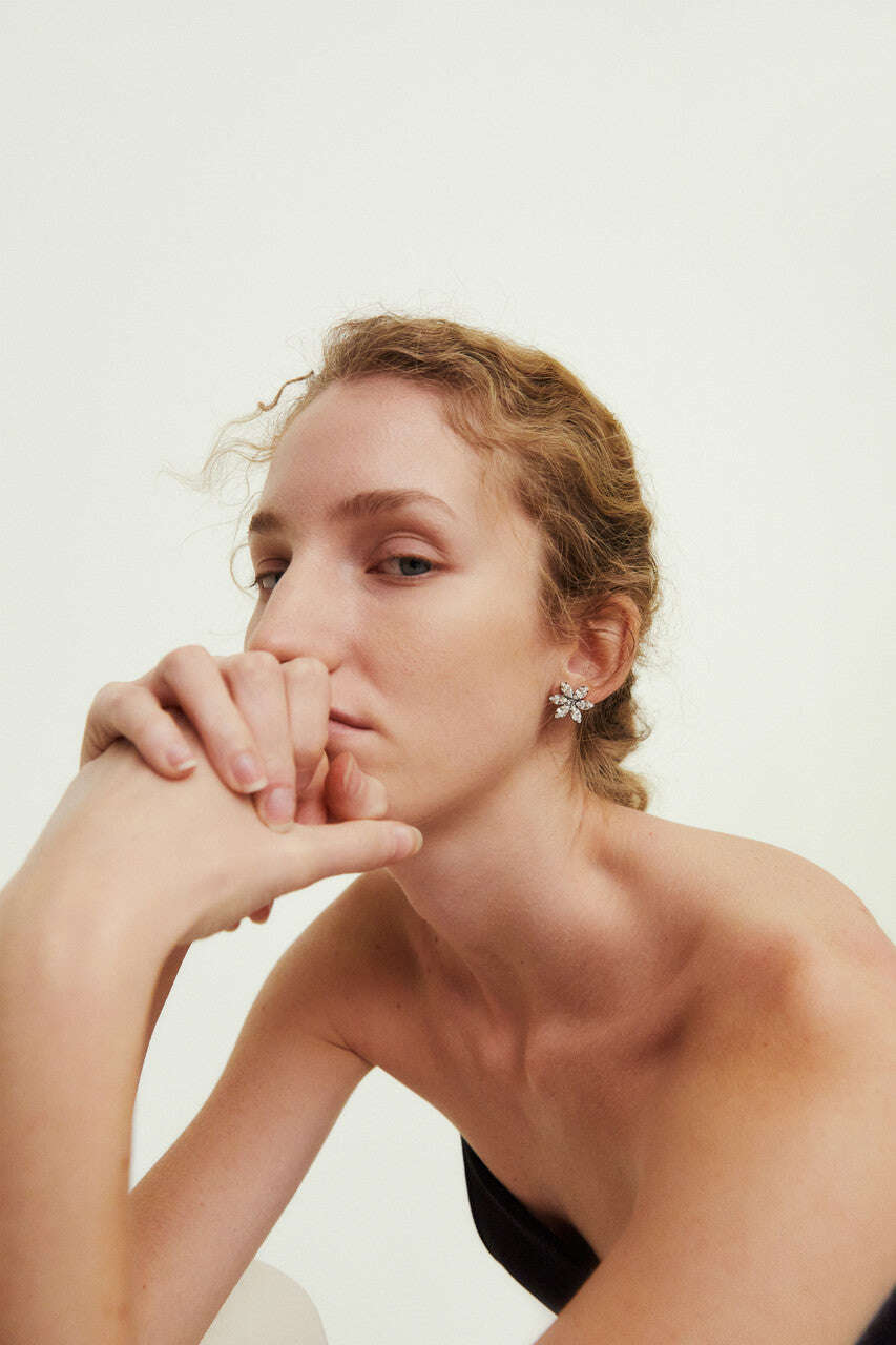 Glass Cut Stones Stud Earrings Nolo Store