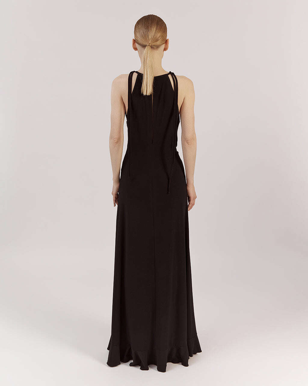 MAXI DRESS WITH REFINED DESING |IZABELLA Nolo Store