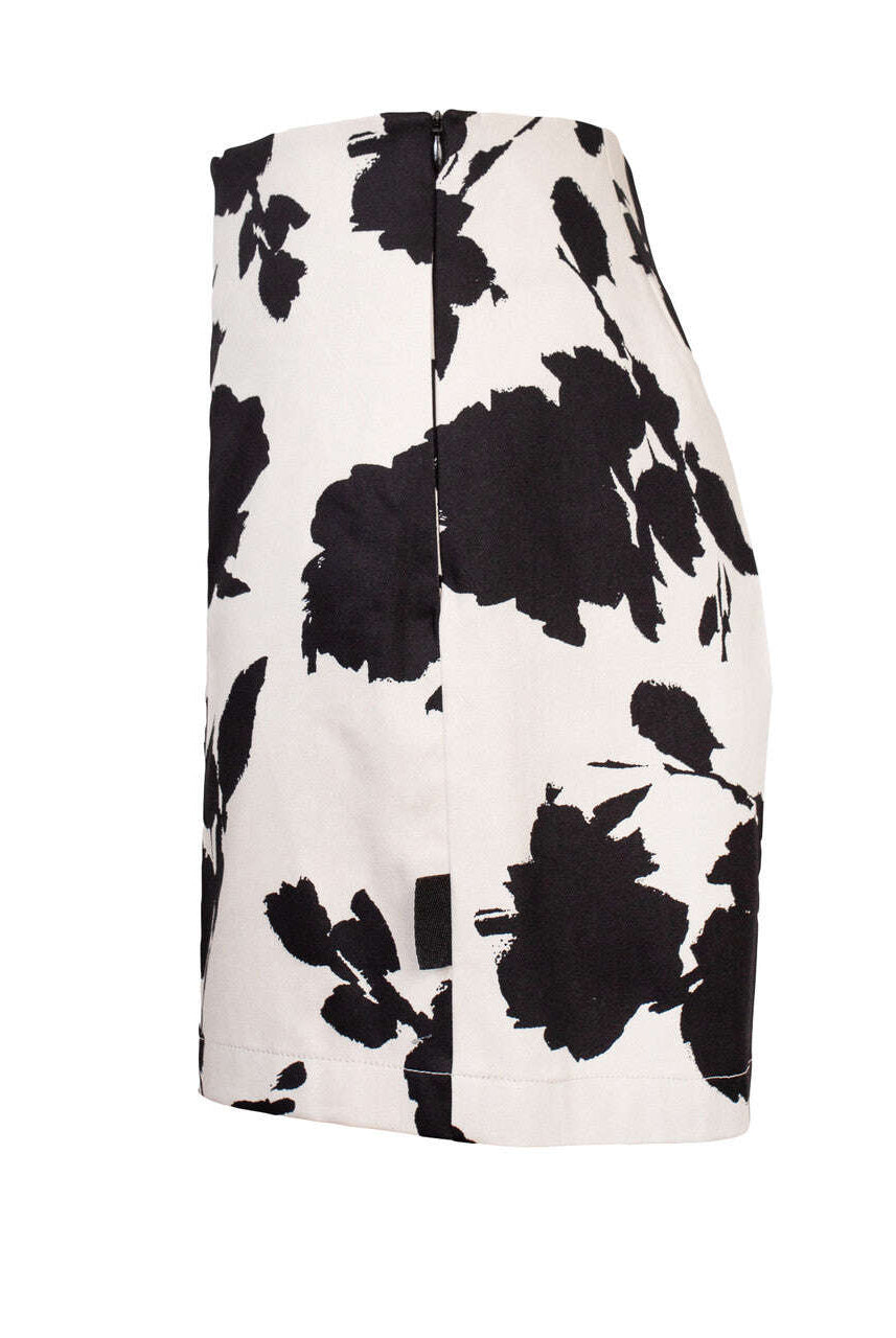 Abstract Printed Above The Knee Tailored Shorts | RINA Nolo Store