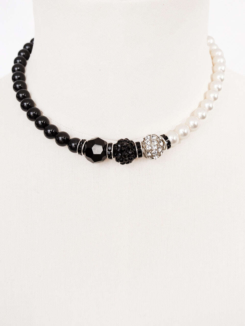 Black And White Swarovski Glass Beaded Necklace With Black Crystal Pavé Beads Nolo Store