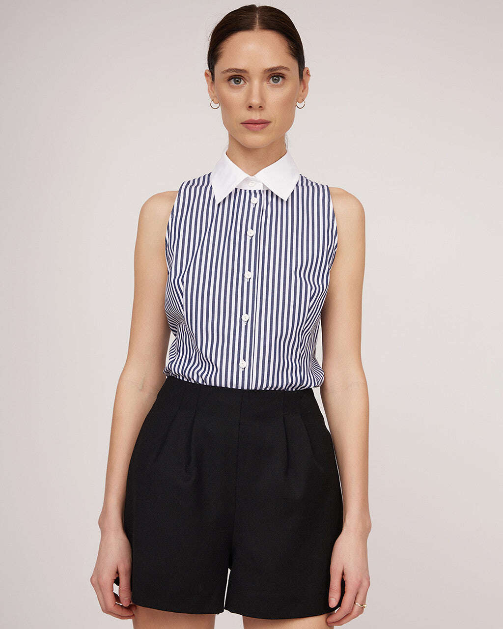 Black exclusive wool classic shorts with a high waist | MELINA Nolo Store