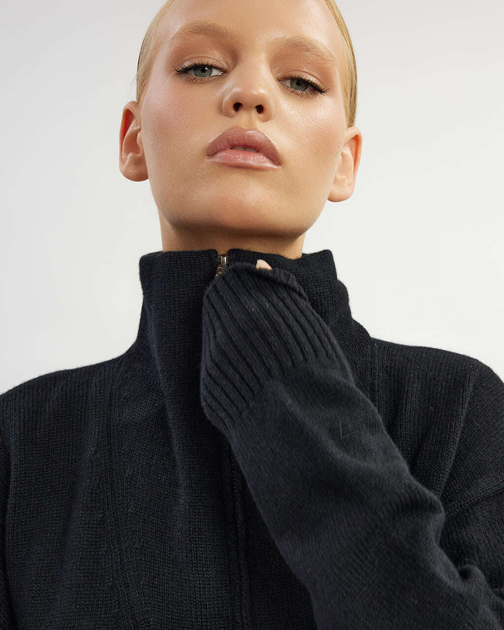 Soft cashmere sweater | AOI Nolo Store