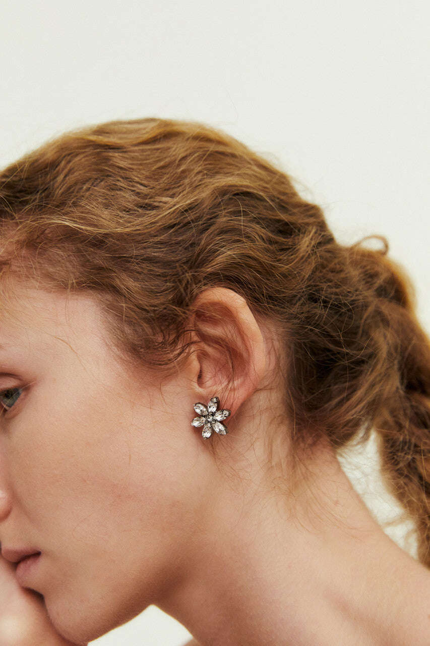 Glass Cut Stones Stud Earrings Nolo Store