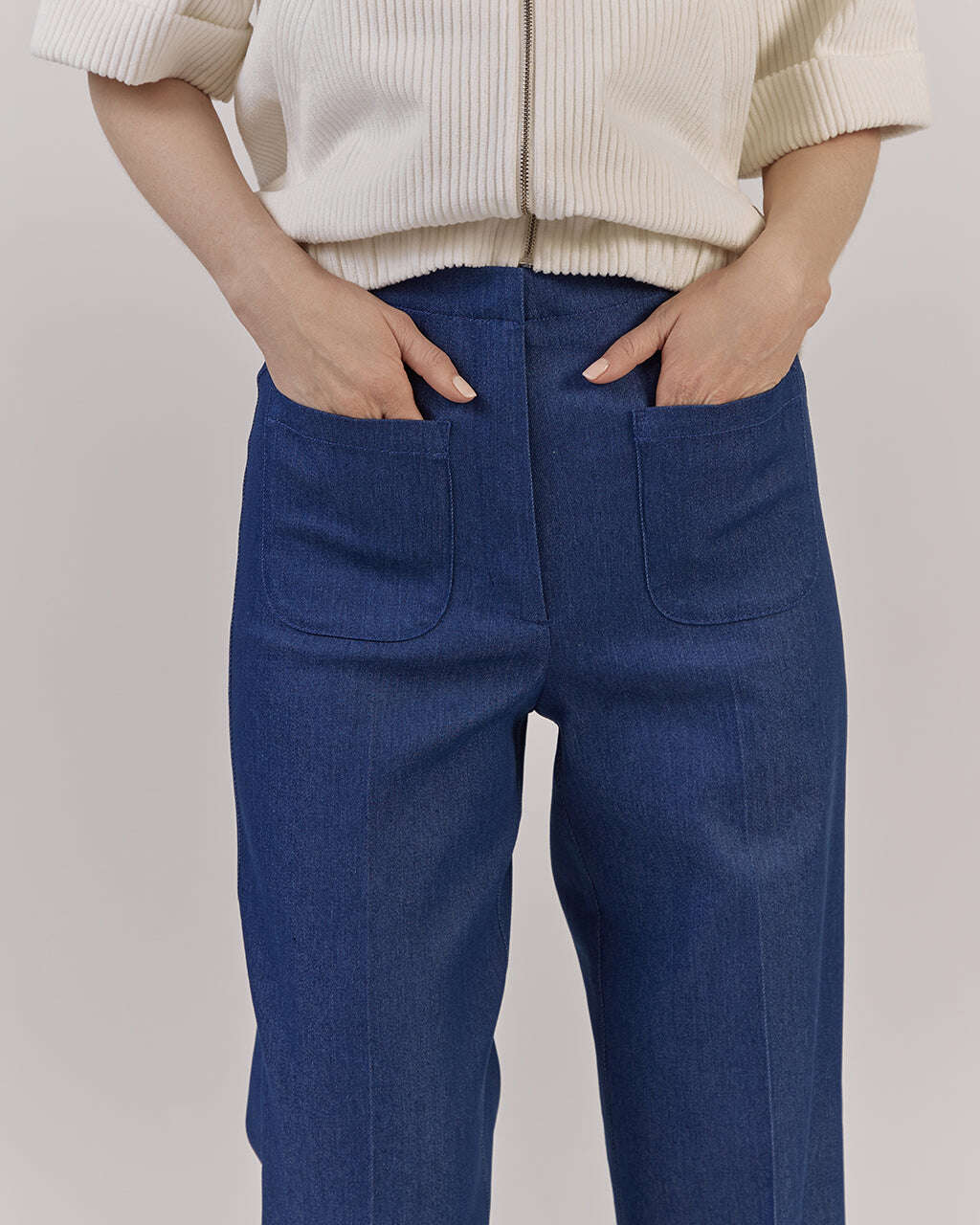 STRAIGHT LEG BLUE JEANS WITH FRONT POCKETS | ROMOLA Nolo Store