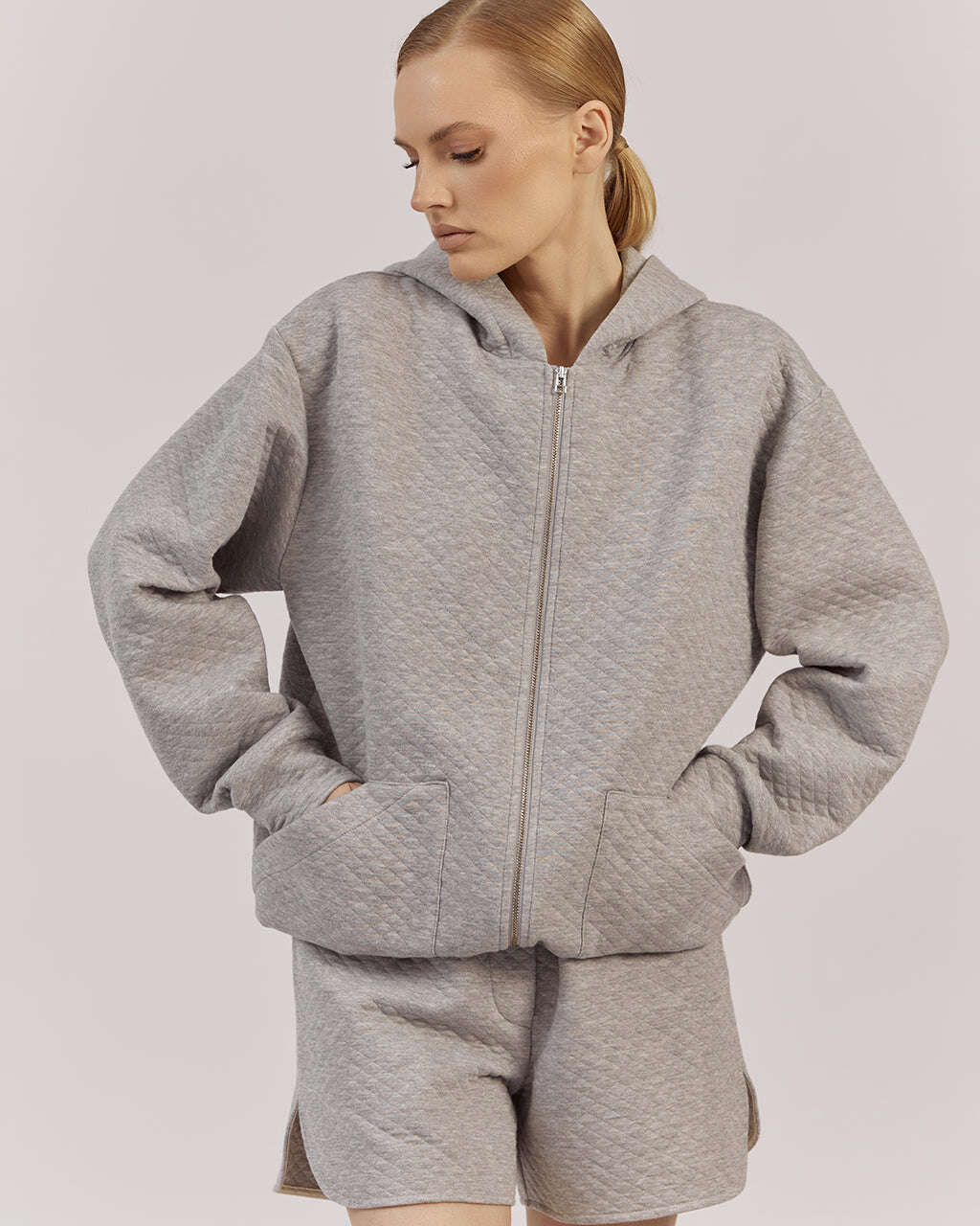 Buy GREY ZIP-UP HOODIE |ILARIA in Slow Fashion – Nolo Store