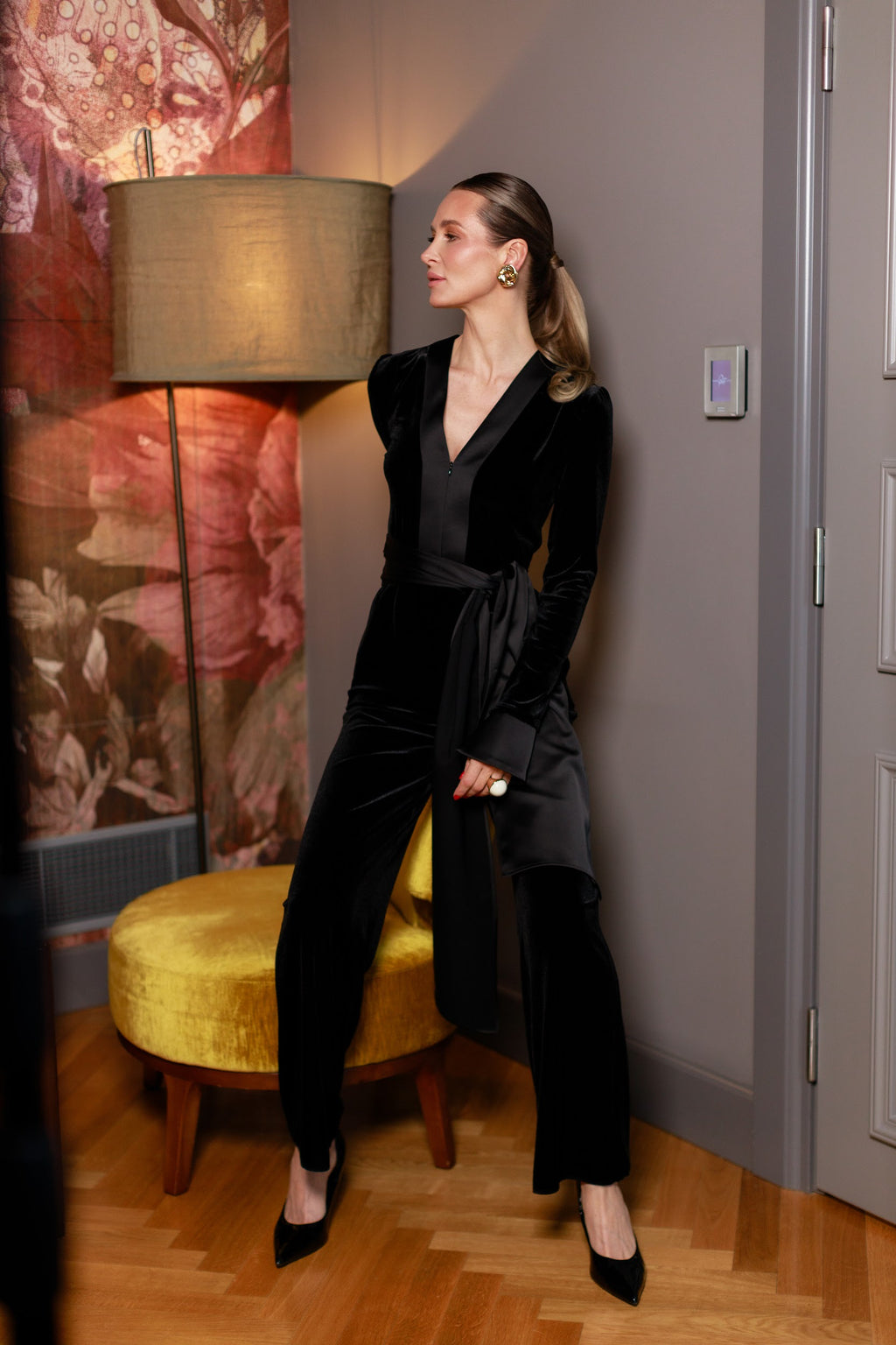 Velvet tuxedo-jumpsuit with belt | SABELLA