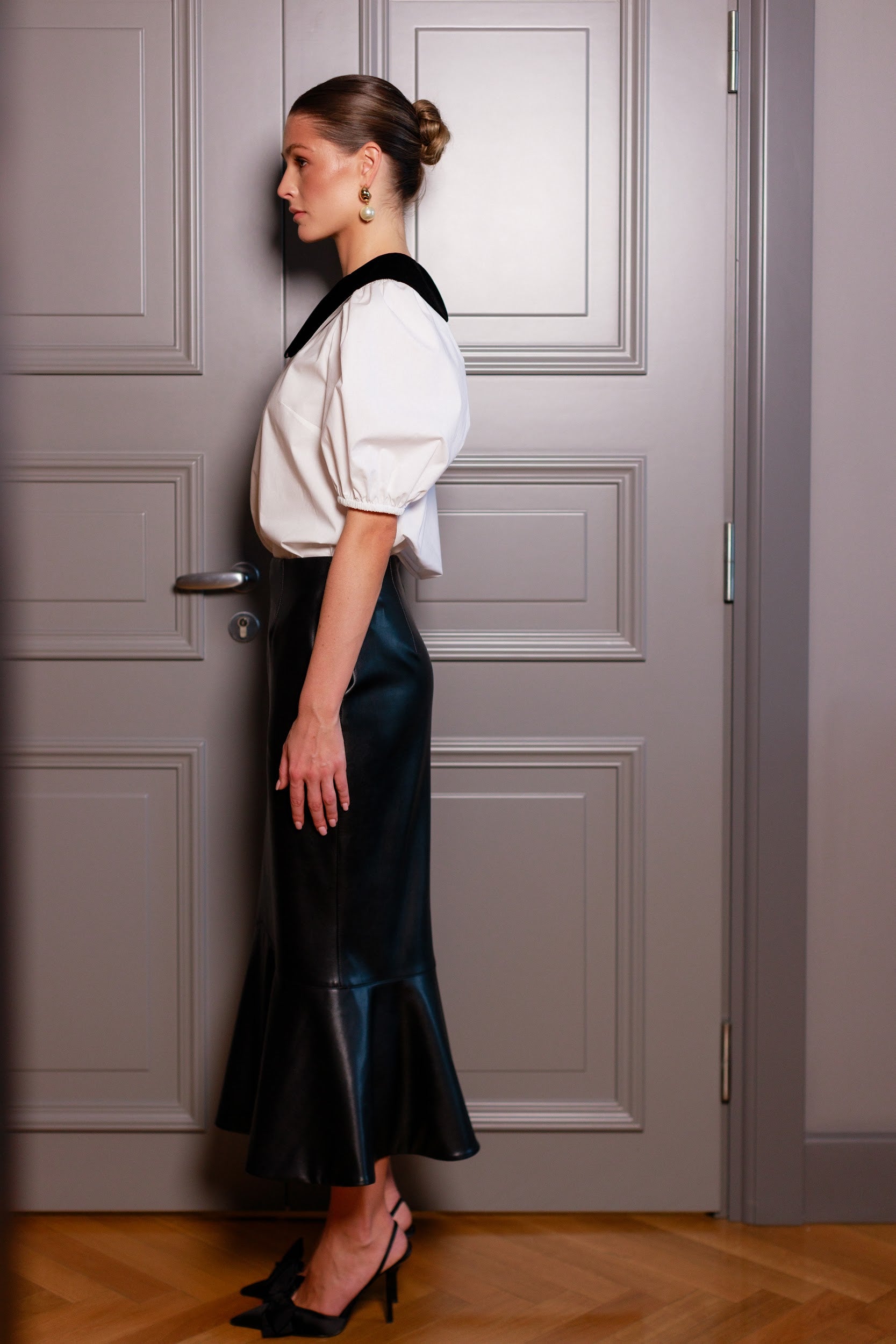 Pencil skirt with frill detail |LUIGIA