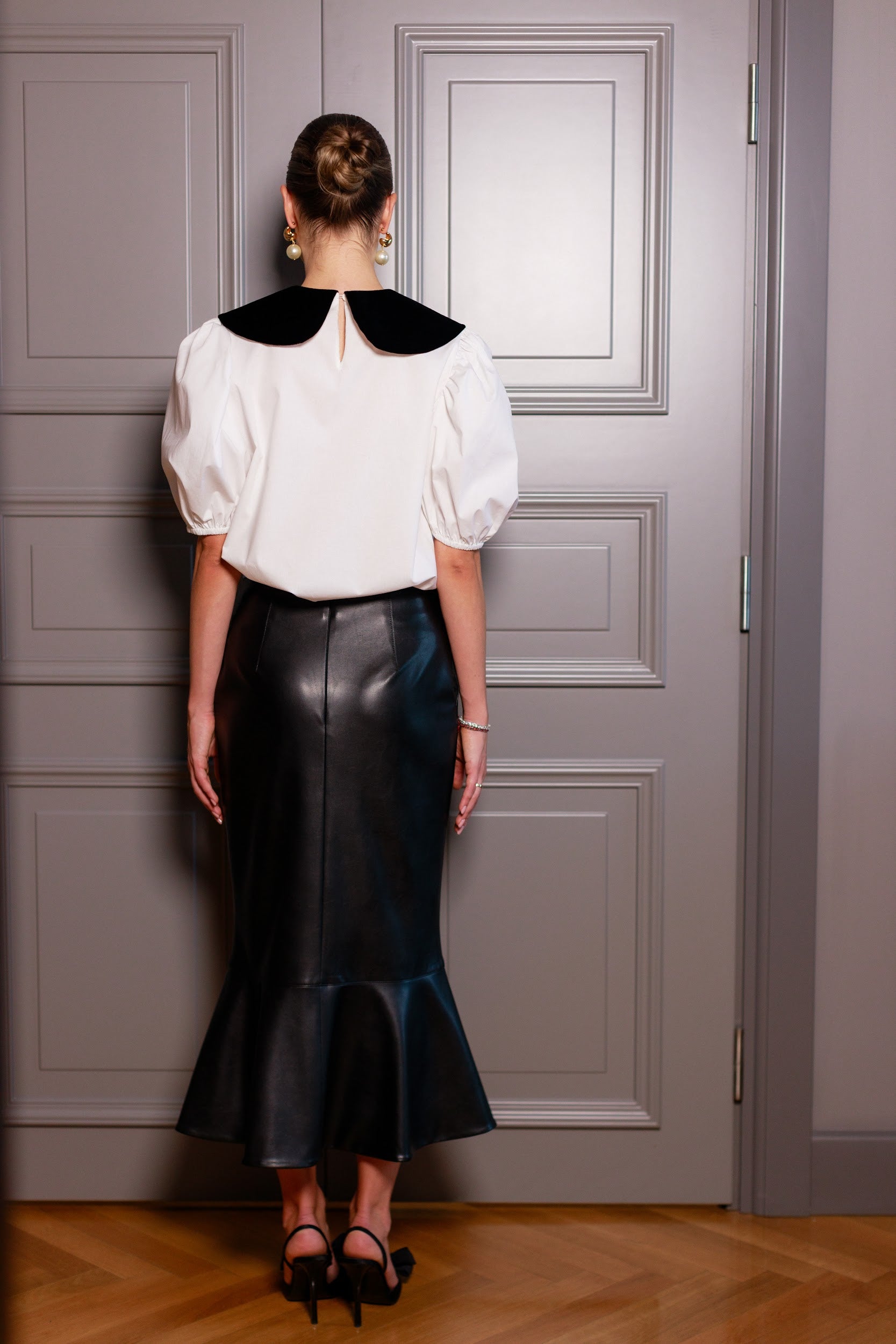 Pencil skirt with frill detail |LUIGIA