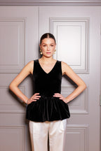 Samta tops ar volānu detaļu |ULIANA