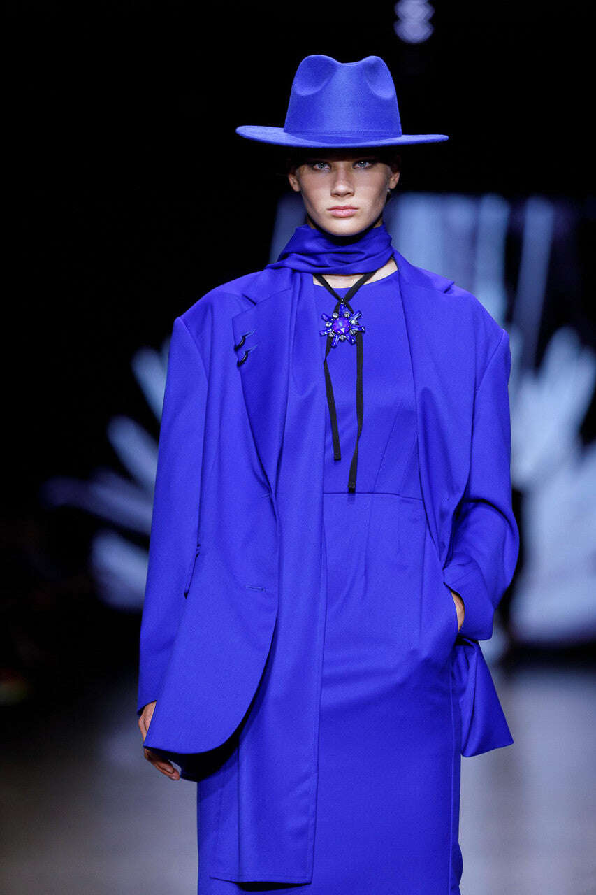 Cobalt Blue Long Viscose-Mix Scarf | KURA Nolo Store