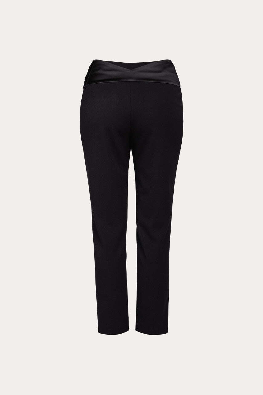 Elegant black trousers with a satin belt | EYUMI Nolo Store
