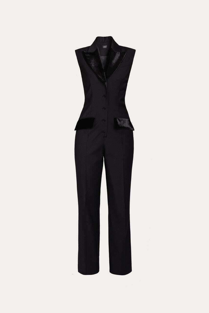 Black, elegant suit with silk velvet details | FUMAYO Nolo Store