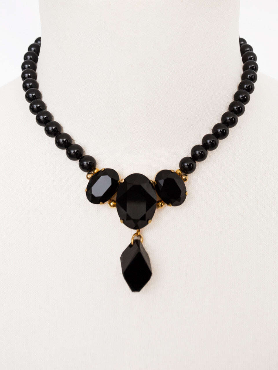 Black Swarovski Glass Beaded Necklace With Black Crystal Pendant Nolo Store