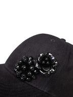 Black Cap With Decorative Brooches | NONA Nolo Store