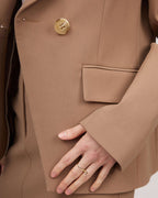 Camel-colored classic jacket with expressive shoulder line | AYANO Nolo Store