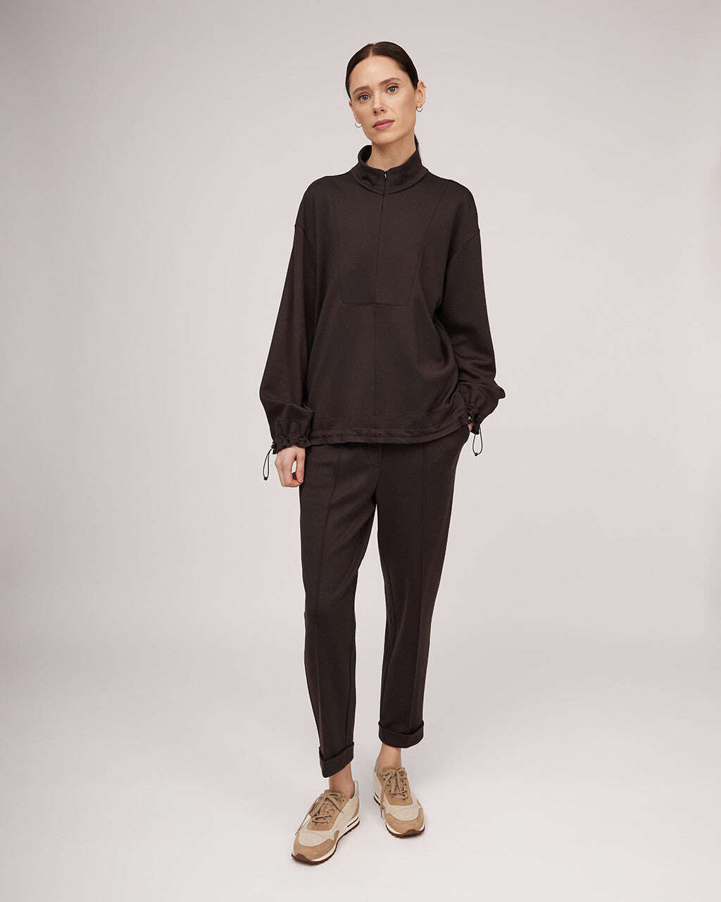 Chocolate brown knit classic trousers | PETRA Nolo Store