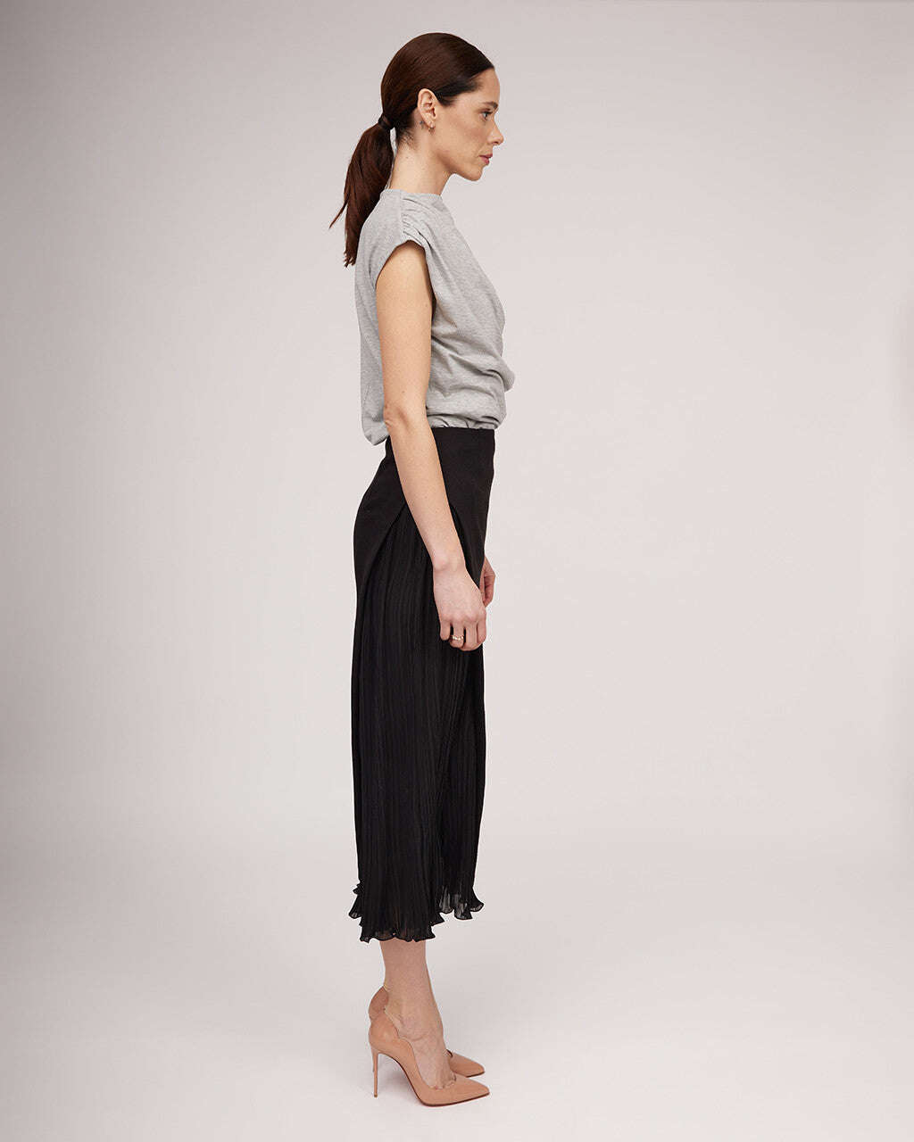 Grey sleeveless top with draping | BIRGIT Nolo Store