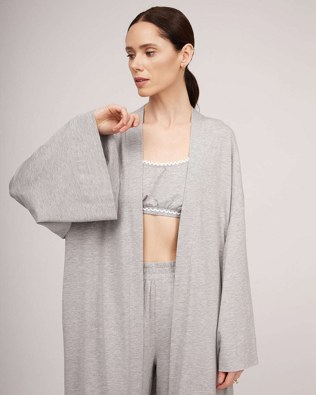 Light grey kimono-style cardigan without closure | TONIA Nolo Store