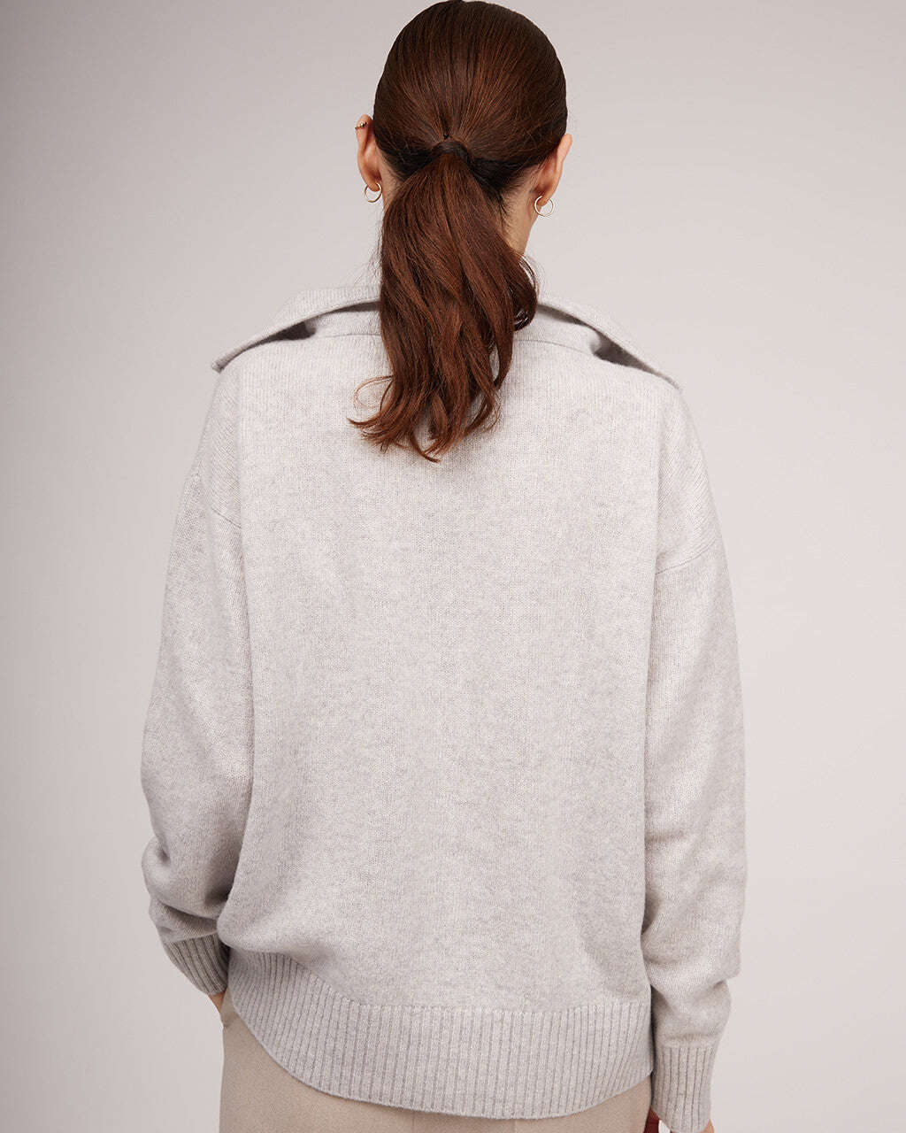 Light grey merino and cashmere wool sweater with a zipper | AOI Nolo Store