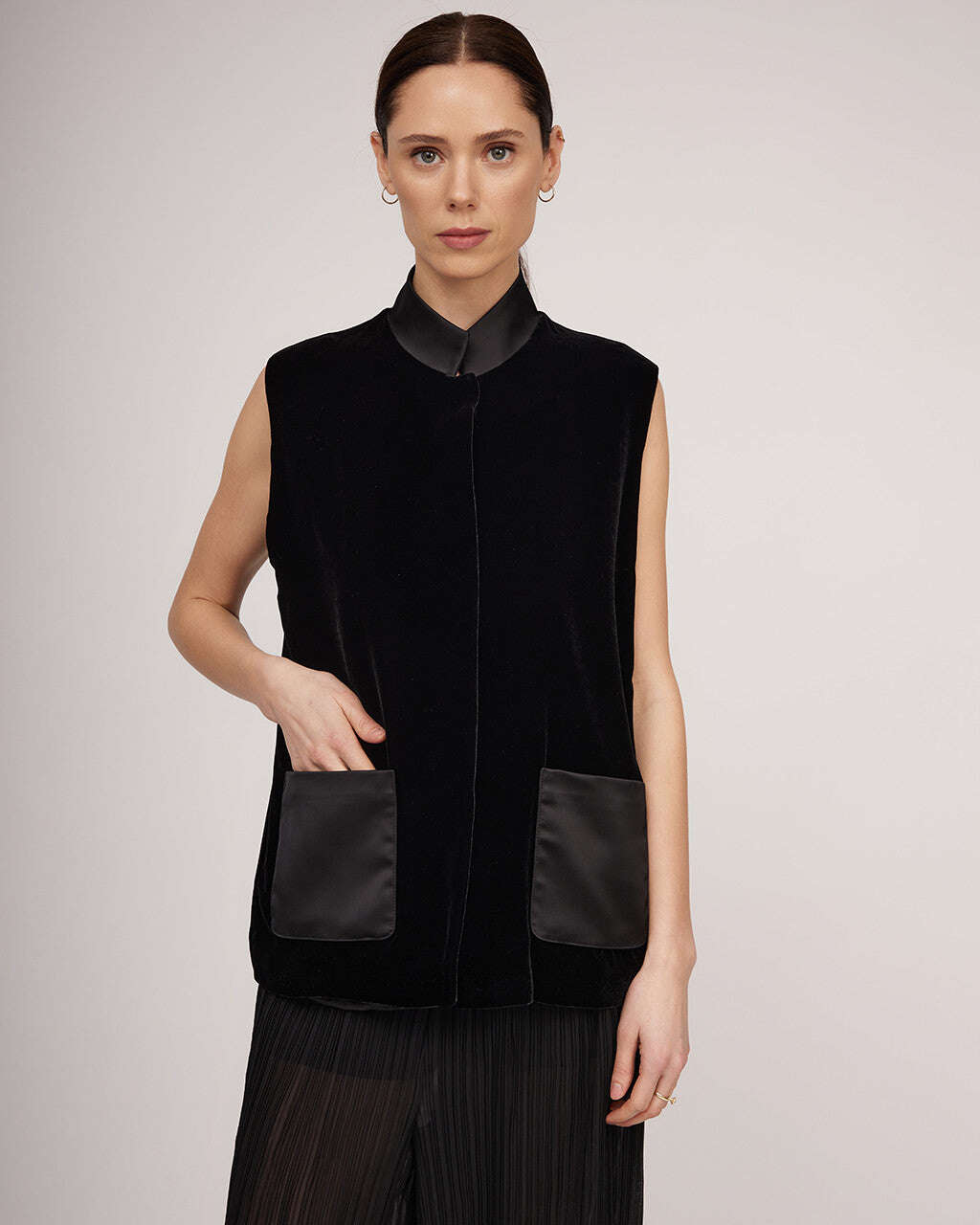 Black silk velvet straight cut vest | OTTILIA Nolo Store