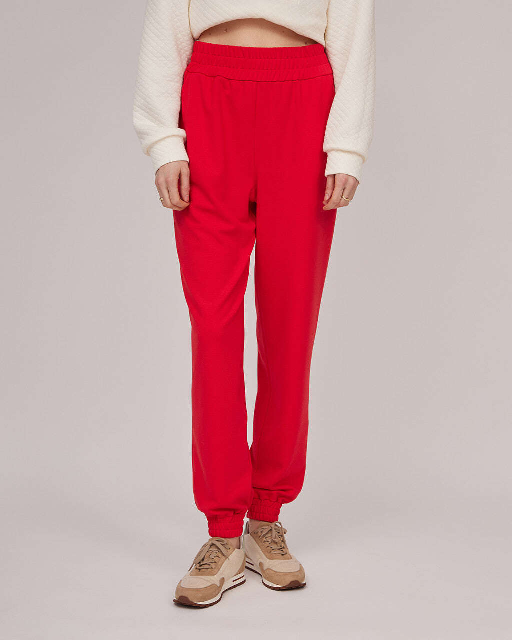 Red soft free time pants | HEIDI Nolo Store