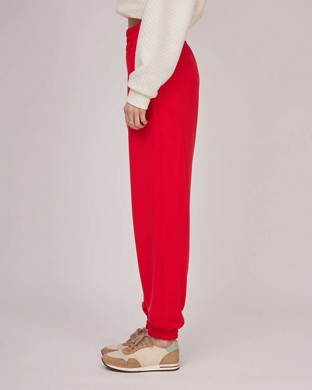 Red soft free time pants | HEIDI Nolo Store
