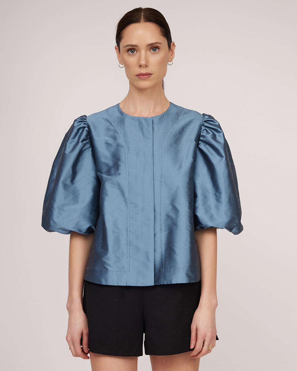 Blue natural silk blouse with puffy sleeves | ELETTRA Nolo Store