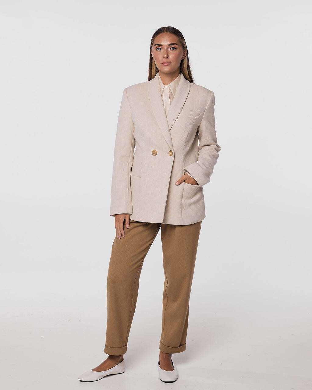 Camel-colored skinny pants | HIDIKI Nolo Store