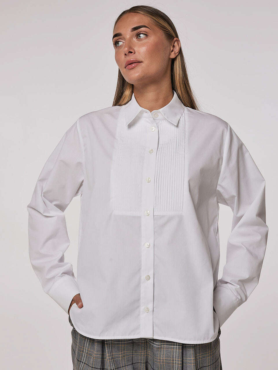 Universal cotton shirt blouse with a straight cut | MESA Nolo Store