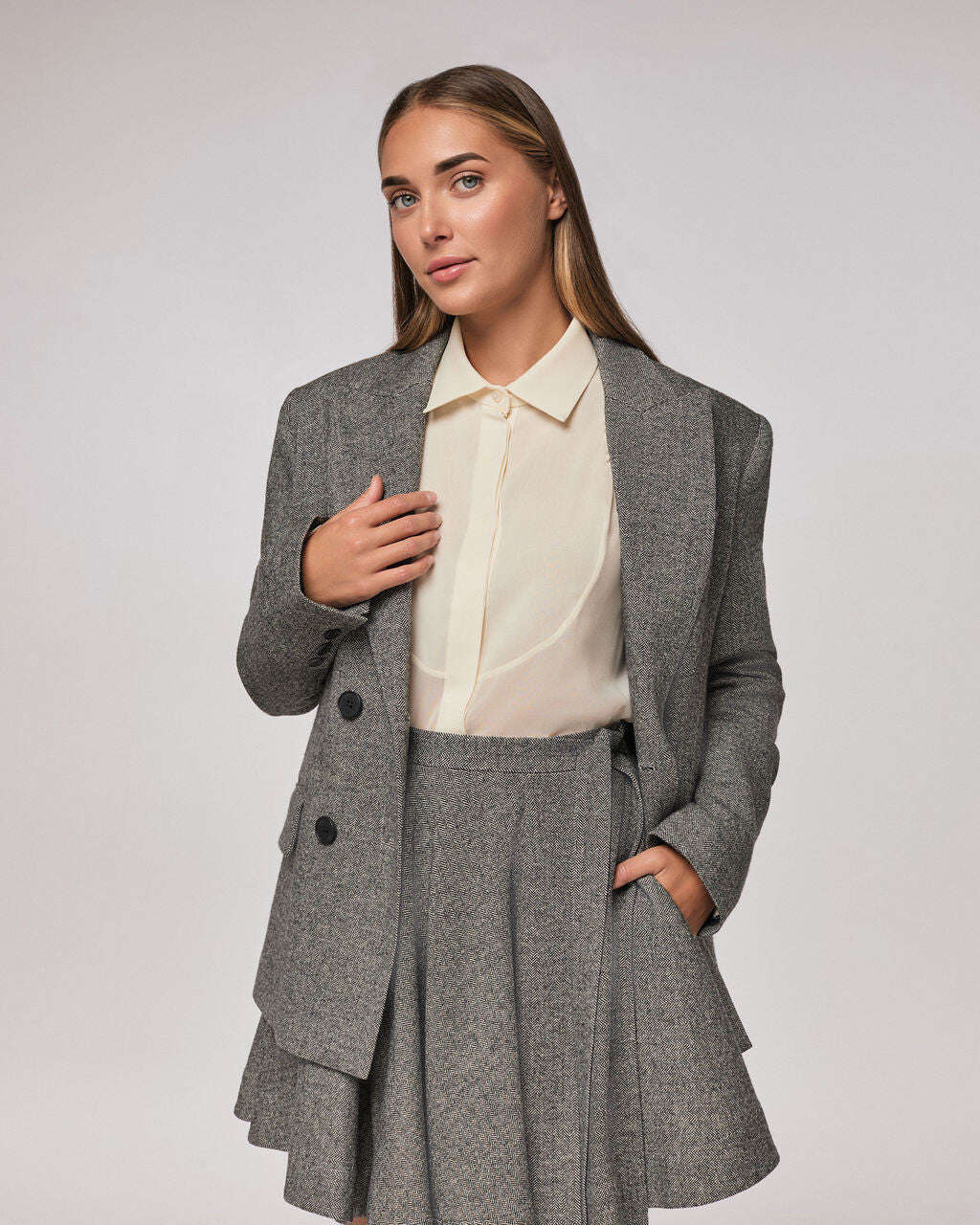 Classic tweed jacket with double row of buttons| CHIESA Nolo Store
