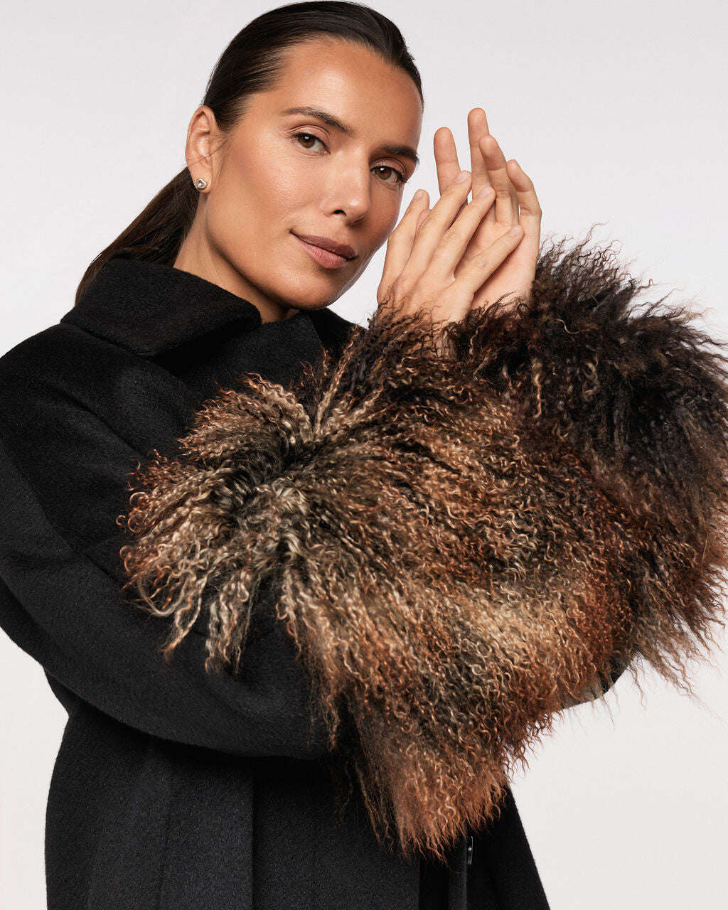 Elegant straight-cut coat in grey tones | HIDEKO Nolo Store