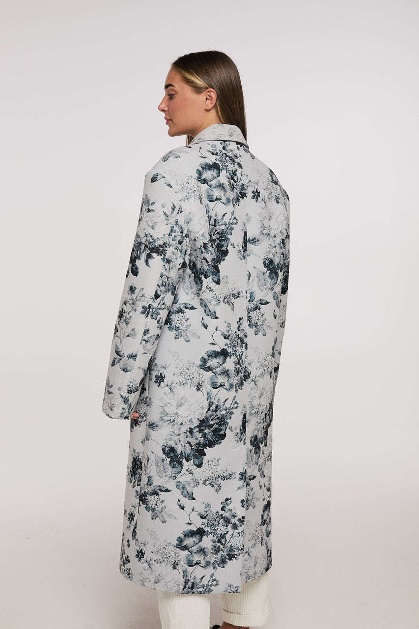 Elegant straight-cut coat with a grey floral pattern | SEBERO Nolo Store