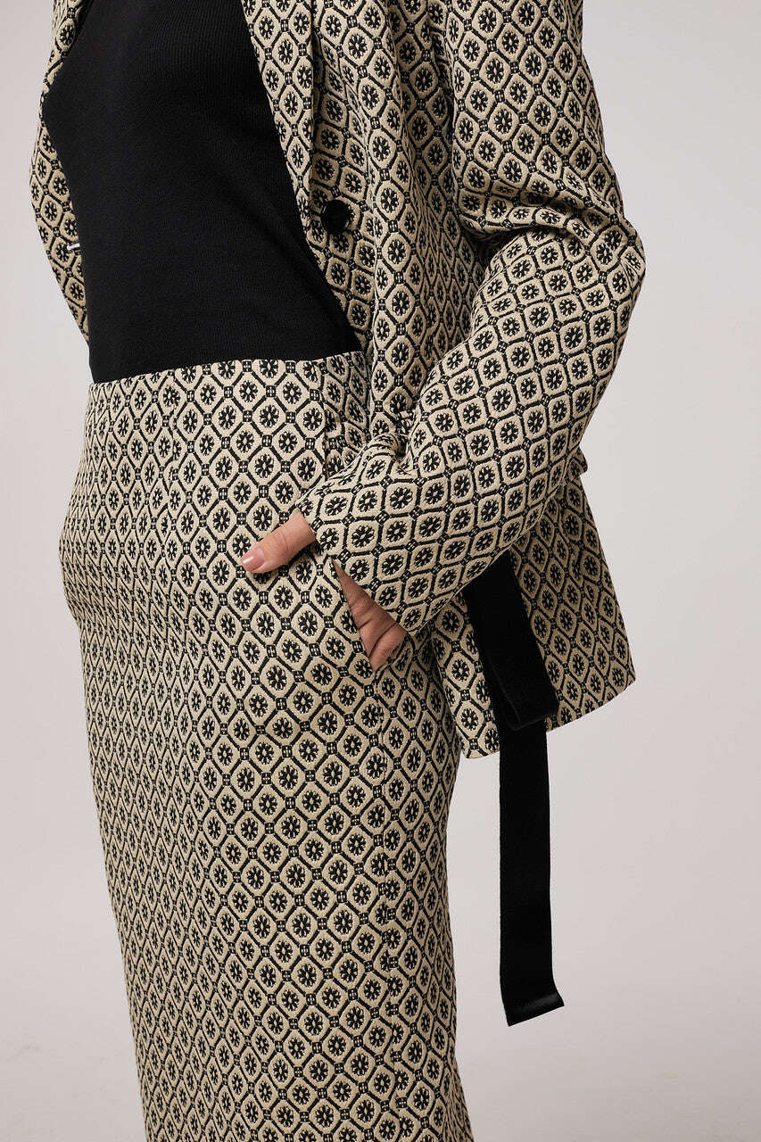 Sand dunes with an elegant slit and pattern | KEYANA Nolo Store