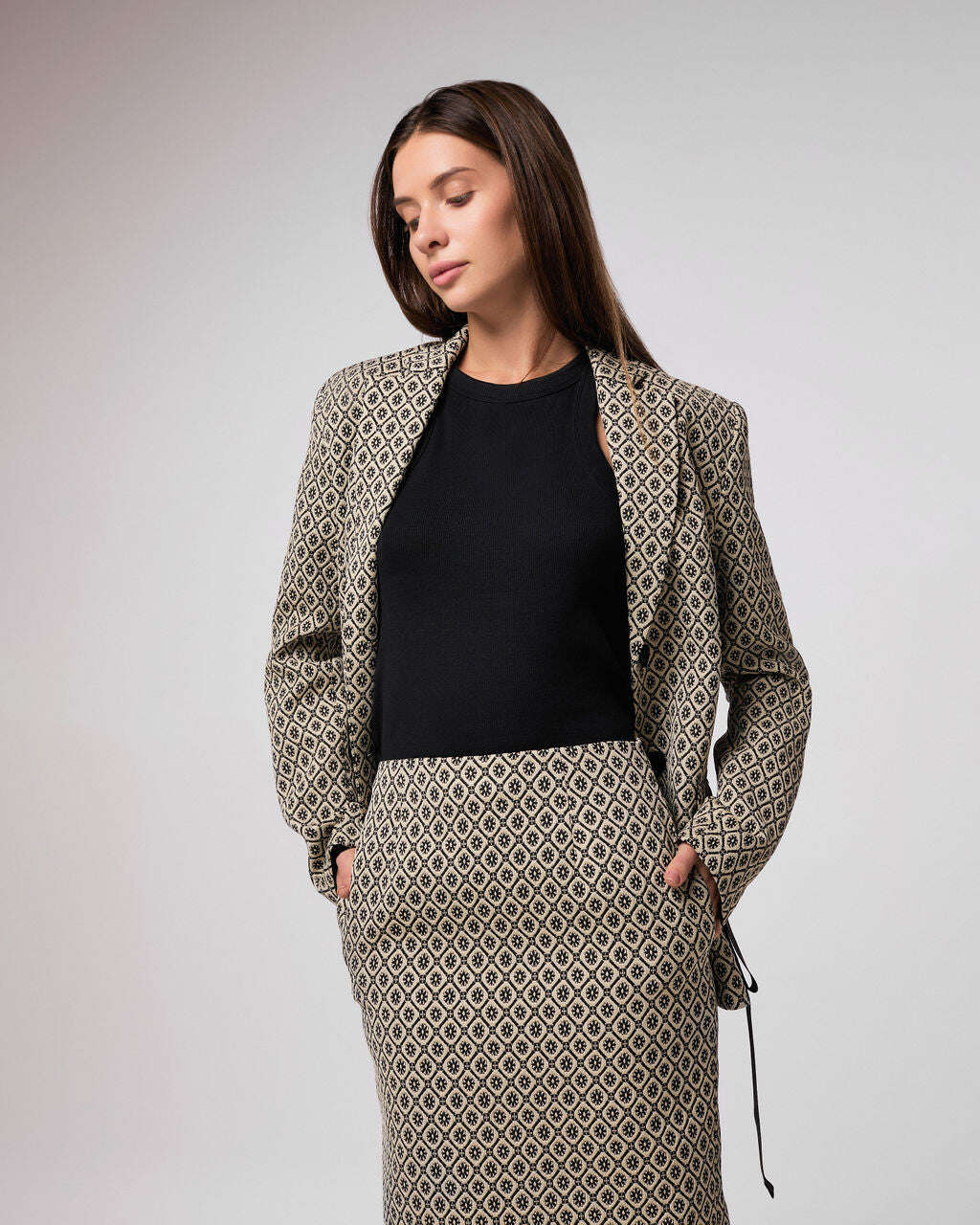 Sand dunes with an elegant slit and pattern | KEYANA Nolo Store