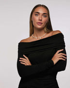 Black top with exposed shoulders | EYKA Nolo Store