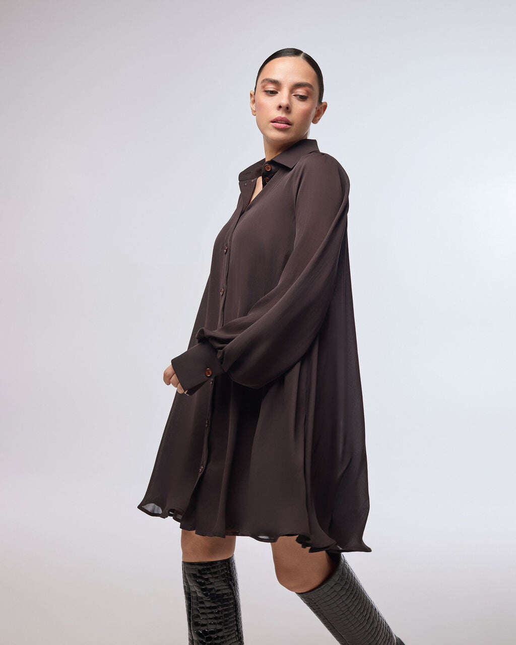 Free falling brown chiffon shirt mini dress | MENA Nolo Store