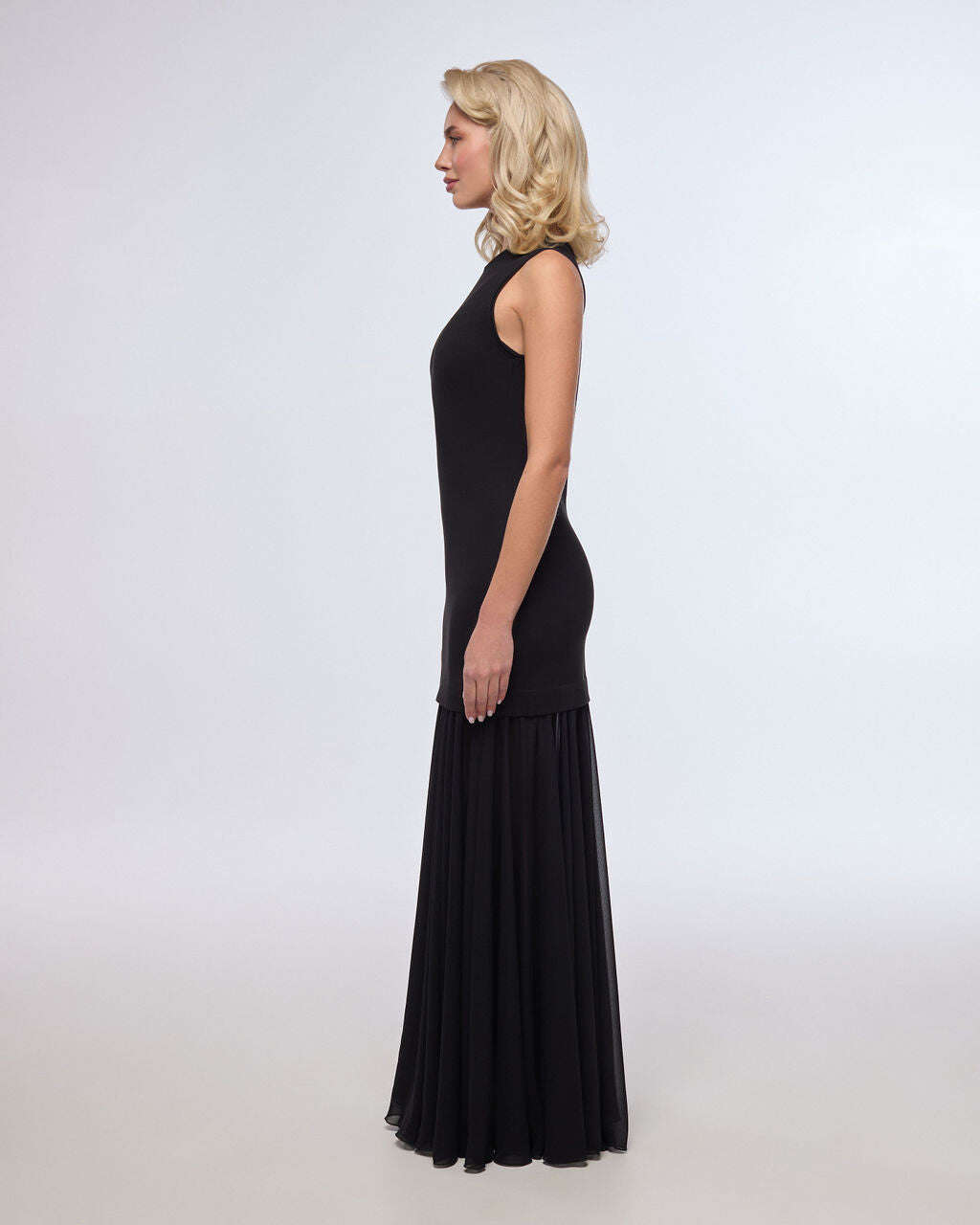 Long black and elegant dense jersey evening dress with chiffon skirt part | KEMEKO Nolo Store