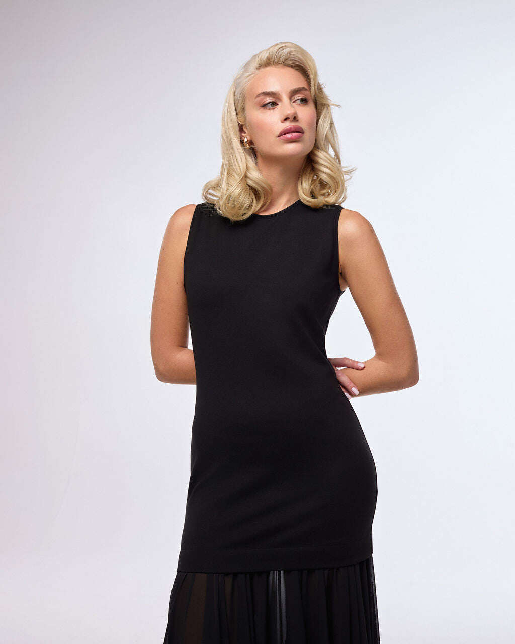 Long black and elegant dense jersey evening dress with chiffon skirt part | KEMEKO Nolo Store