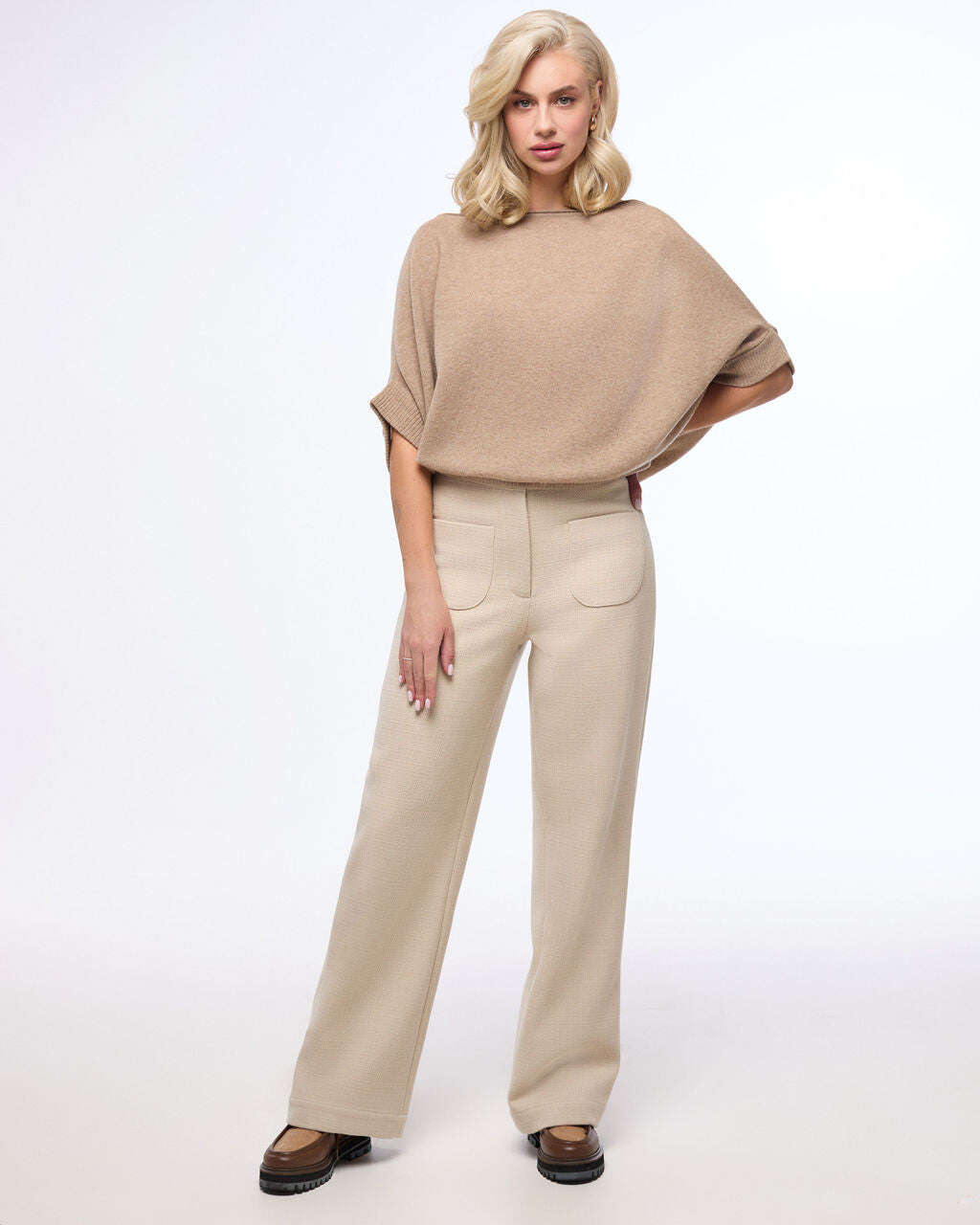 Cream-colored trousers with tweed texture | SHIG Nolo Store