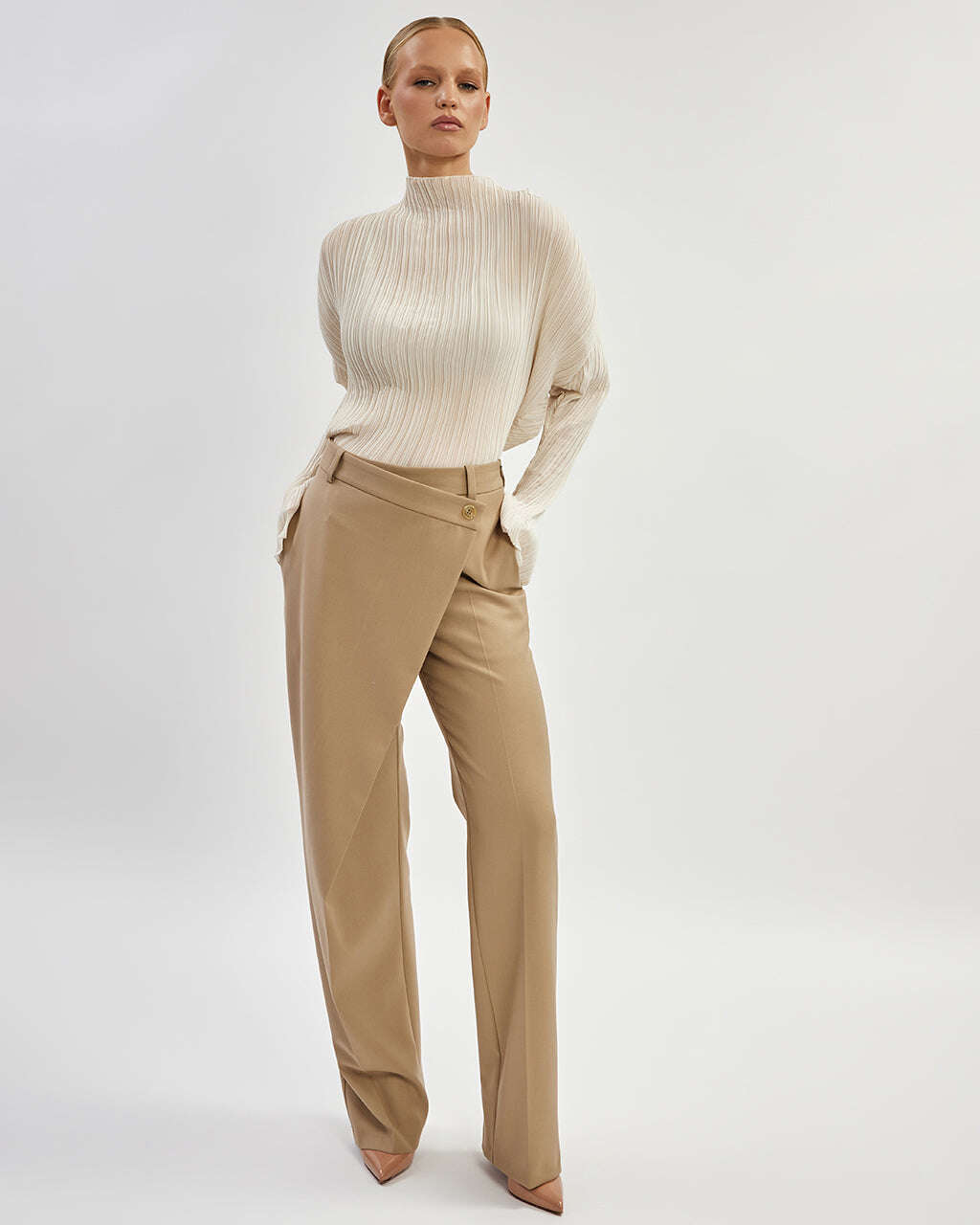 Biege asymmetrical cut trousers |FRANCA Nolo Store
