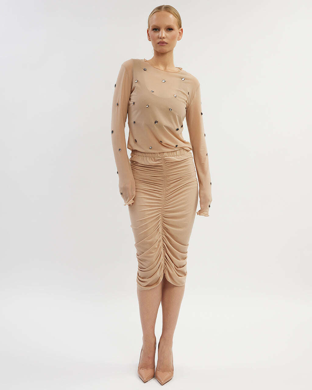 Light & feminine net skirt | NINETTA Nolo Store