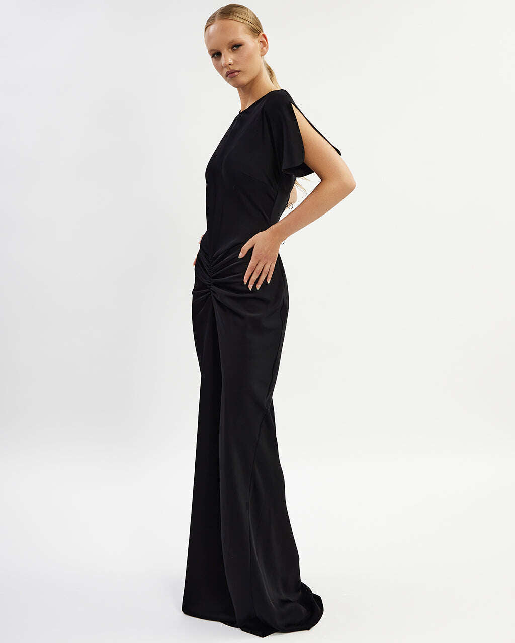 Maxi pleated dress |PAOLINA Nolo Store