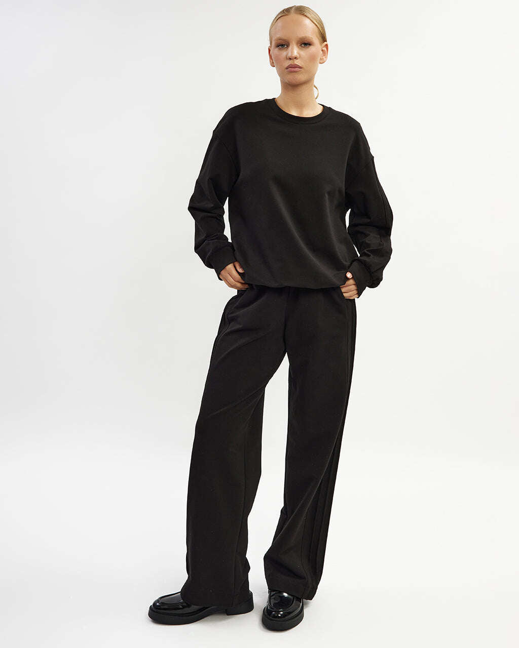 Black basic cotton sweatshirt |EDA Nolo Store