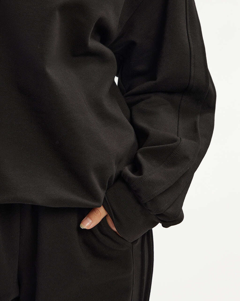 Black basic cotton sweatshirt |EDA Nolo Store