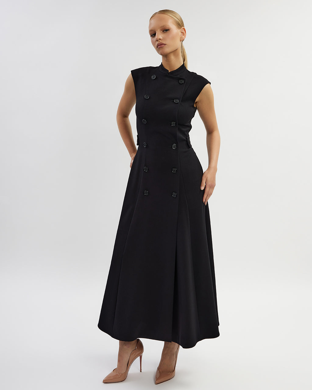 Melna midi kleita bez piedurknēm | ADRIANA