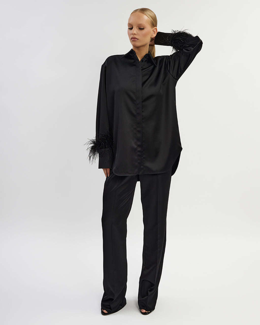 Taisna piegriezuma satīna bikses | CLARA