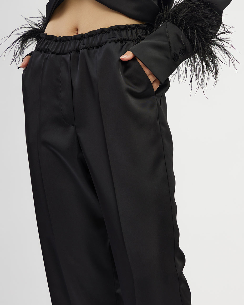 Taisna piegriezuma satīna bikses | CLARA